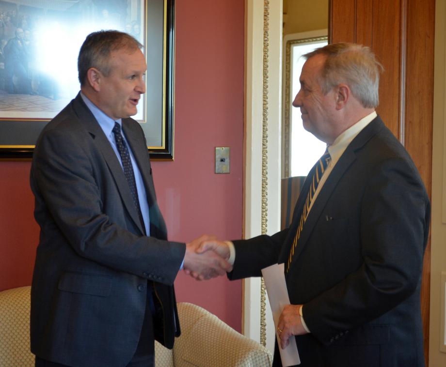U.S. Senator Dick Durbin (D-IL) met with Bureau of Alcohol, Tobacco, Firearms and Explosives Special Agent In Charge of the Chicago Field Division Carl Vasilko today to discuss crime gun tracing and the ongoing law enforcement efforts of the ATF Crime Gun Intelligence Center in Chicago.